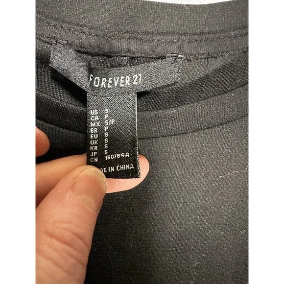 Forever 21 T-Shirt Dress Size S Black  Casual Basic Short Sleeve Crewneck - Picture 2 of 5